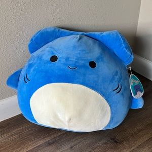 Nitro squish-mallow 12” brand new tag still on